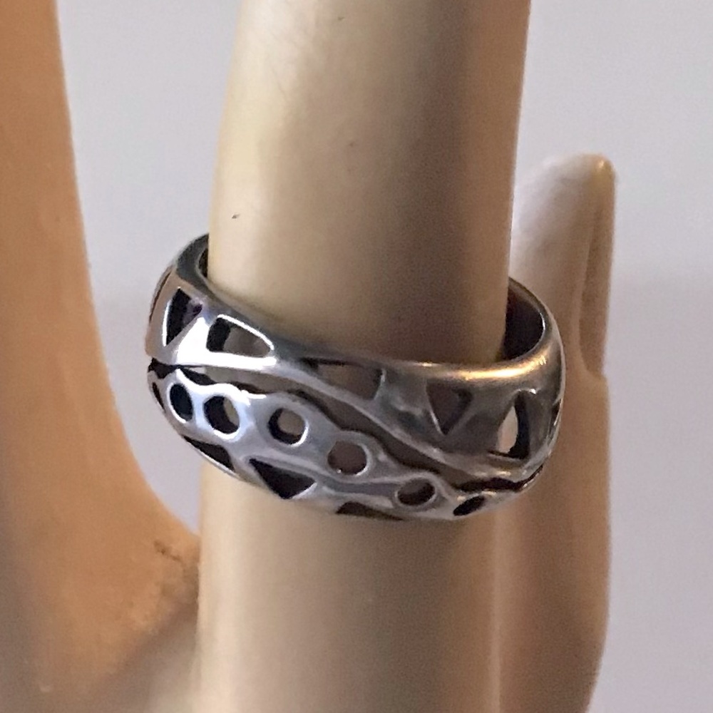 Sterling Silver Patterned Ring - image 1